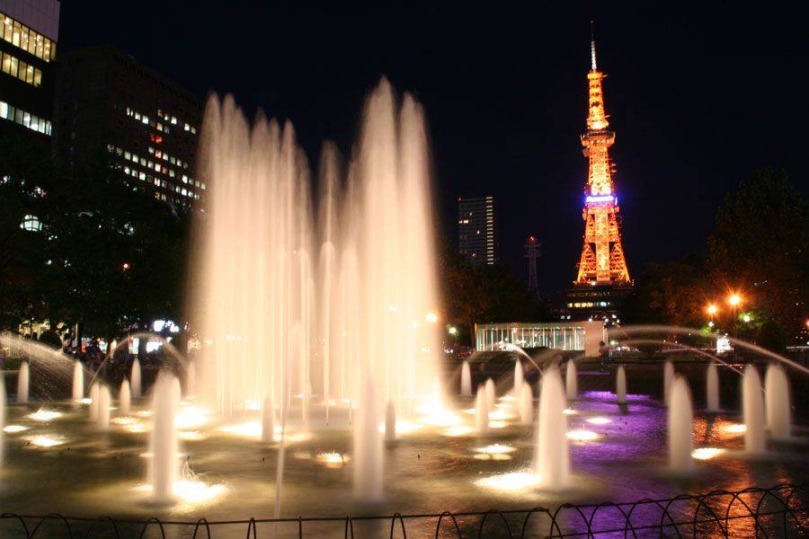 大通公園で憩いのひとときをどうぞ