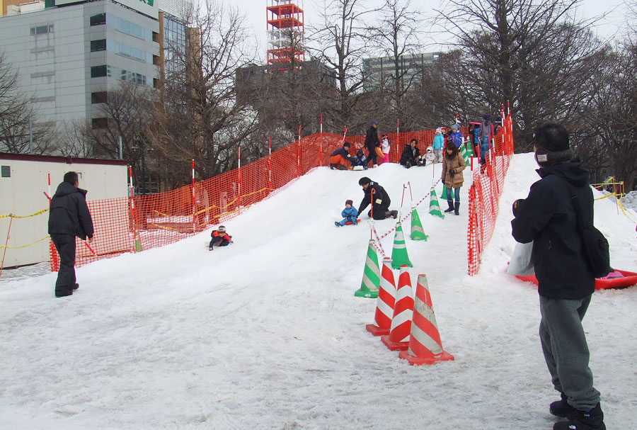 札幌の街のど真ん中で、冬スポーツを楽しもう!