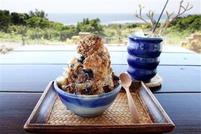 名物デザート、宮古豆の氷ぜんざい