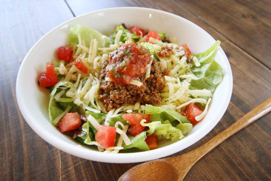 ヤッカヤッカ特製、野菜たっぷりスパイシータコライス ヤッカヤッカ特製、野菜たっぷりスパイシータコライス