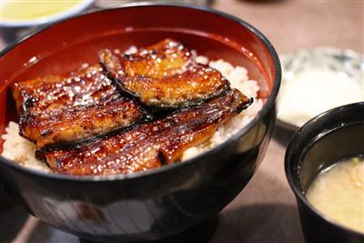 鹿児島のうなぎを味わえる「うなぎの末よし」