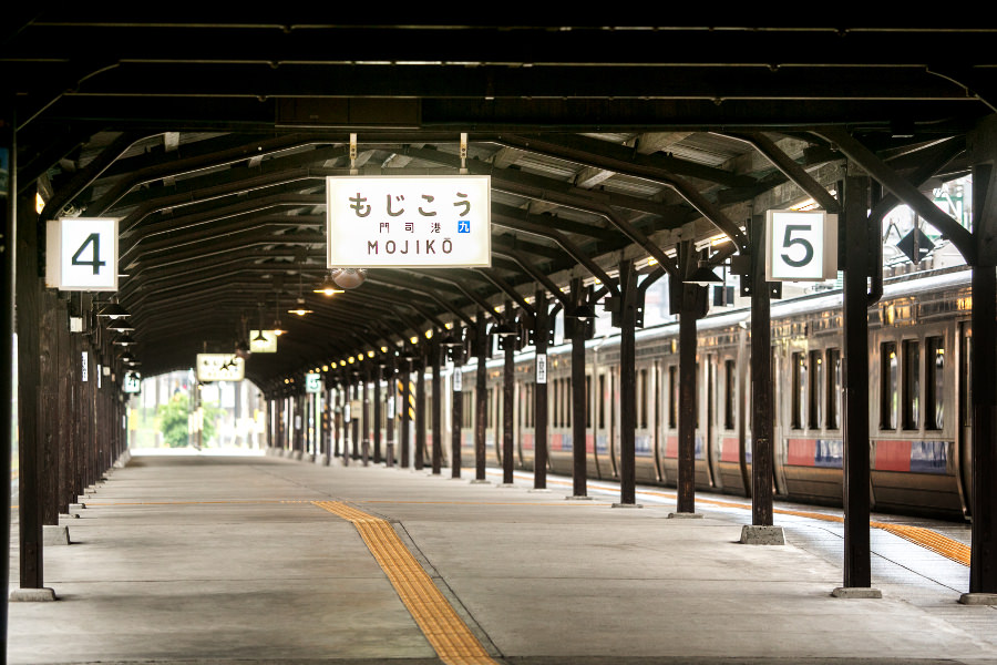 現在も現役で使用されているJR門司港駅の構内 現在も現役で使用されているJR門司港駅の構内