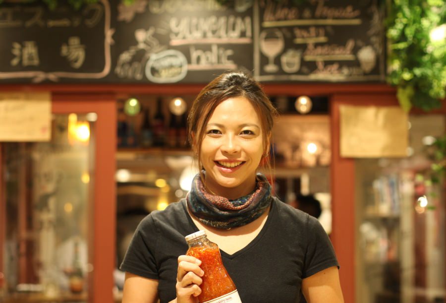 パクチー好きの女性店主
