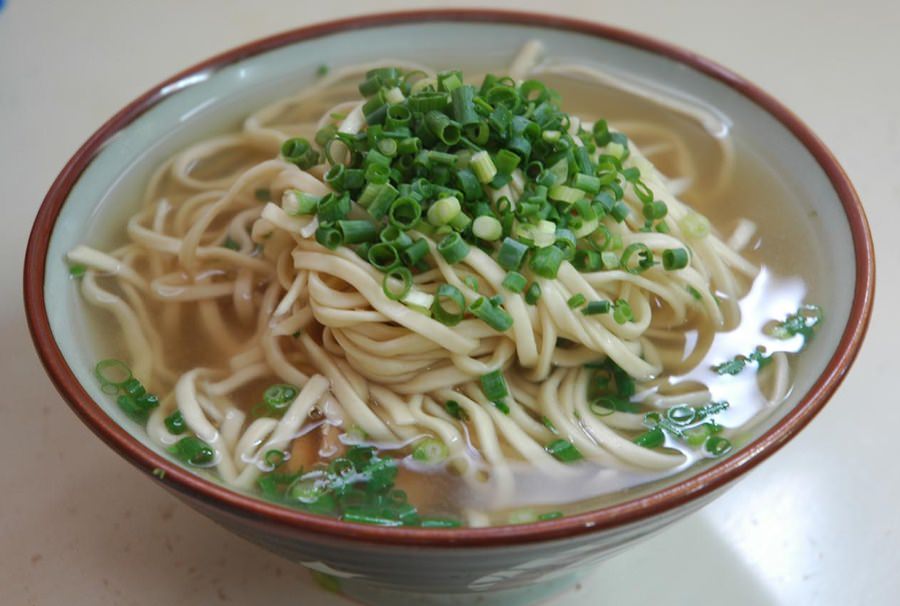 人気のメニューは宮古そば 人気のメニューは宮古そば