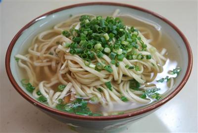 人気のメニューは宮古そば