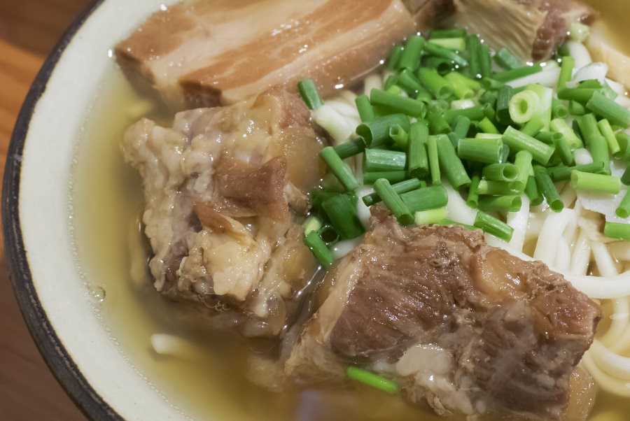 それぞれ異なる肉の旨味をじっくりと楽しめる
