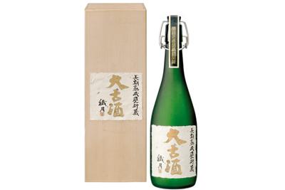 “幻の古酒”として焼酎通の間でも知られる「大古酒 繊月」