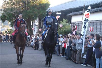 かつての城下が現代に、「飫肥城下まつり」
