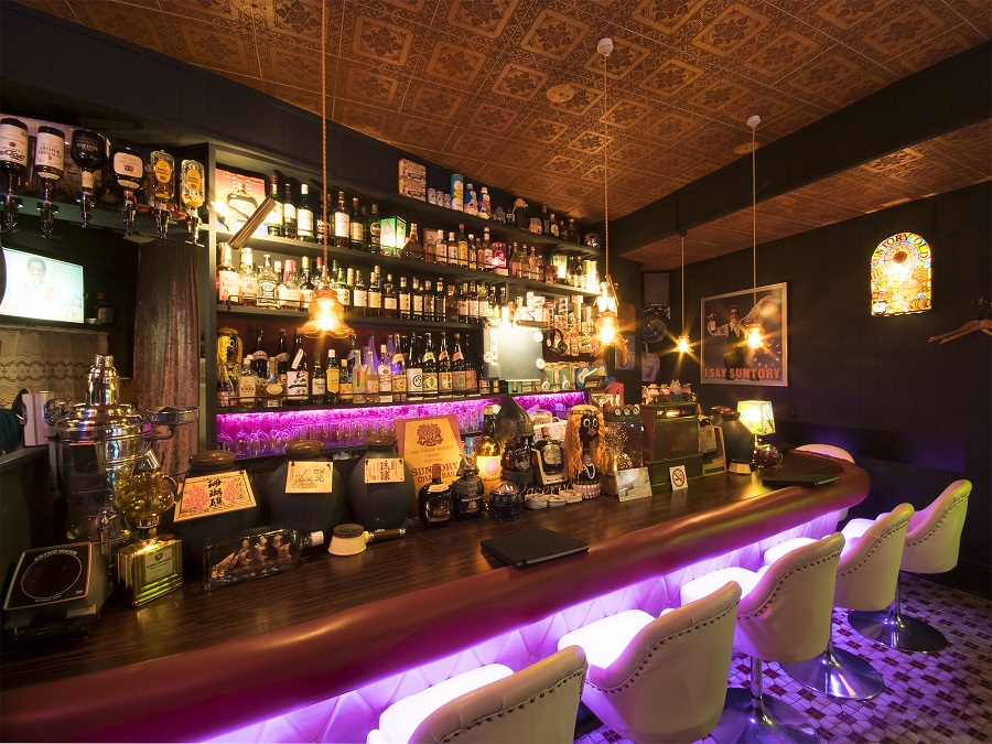 古き良き昭和の香りとともにお酒が楽しめる