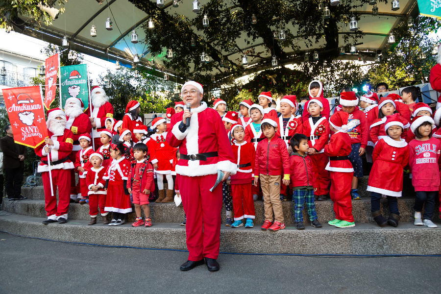 ステージイベントなど、各会場でさまざまな催しが行われます 各会場でさまざまな催しが行われます