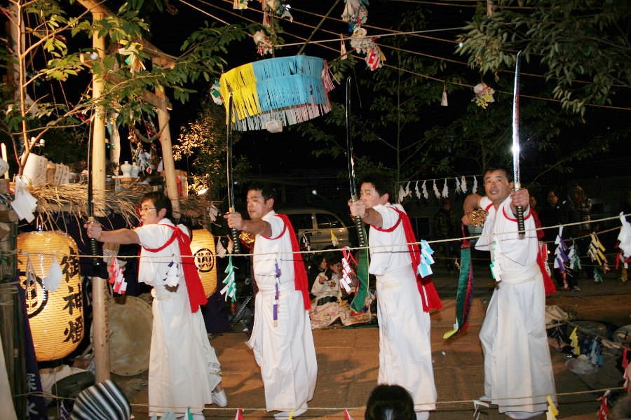 自然への感謝の神楽を体験できる「村所八幡神社大祭」 自然への感謝の神楽を体験できる「村所八幡神社大祭」