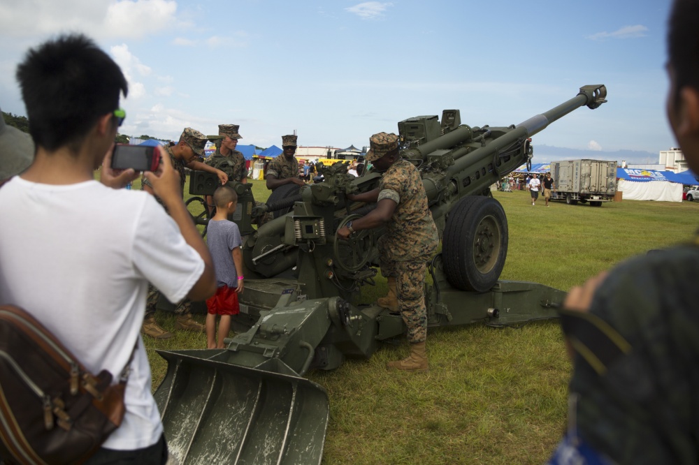 沖縄米軍基地放出品】ナニコレッ！？木版画将軍 - その他