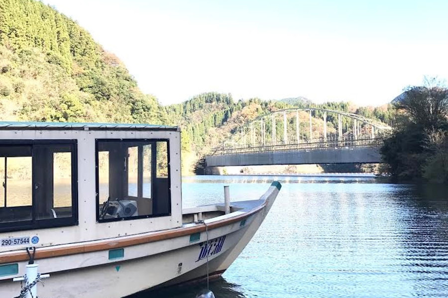 大自然を湖面から観賞できる「松原ダム遊覧観光」 大自然を湖面から観賞できる「松原ダム遊覧観光」