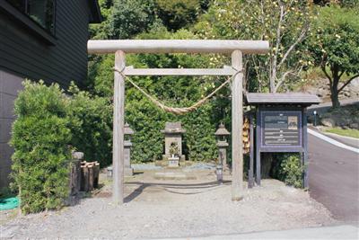 仙巌園内にある「猫神社」