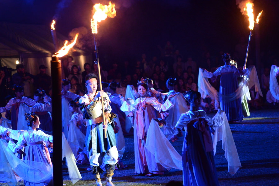 毎年11月の第1土曜、日曜日に行われる「西都古墳まつり」 毎年11月の第1土曜、日曜日に行われる「西都古墳まつり」