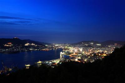 長崎で1、2を競う、夜景スポット「鍋冠山公園」