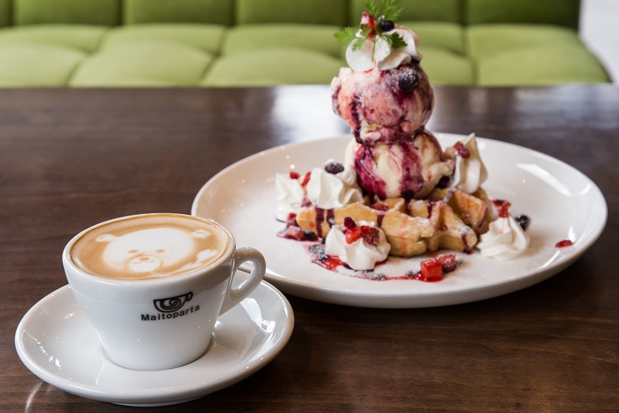 コーヒーと共に楽しめるベルギーワッフル コーヒーと共に楽しめるベルギーワッフル