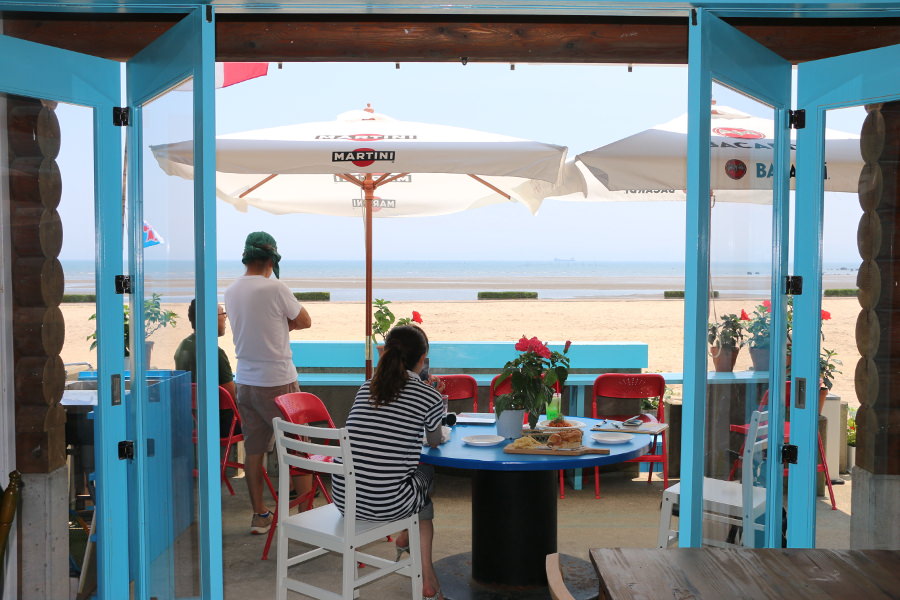 「Beach Cafe 砂浜食堂」