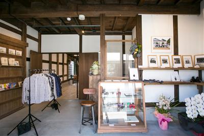 歴史漂う雰囲気の「ハレノヒ柳町フォトスタジオ」