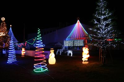 約2万5000球のLEDが輝く「クリスマス☆ファンタジア」