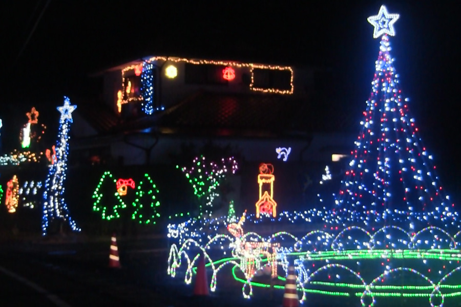 地元の人たちが準備する「田下しあわせイルミネーション」 地元の人たちが準備する「田下しあわせイルミネーション」