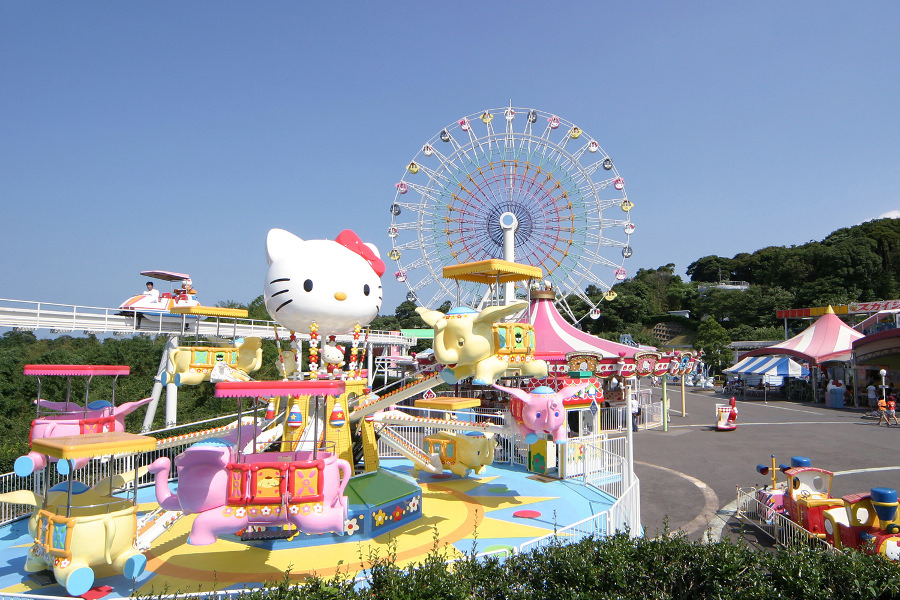 家族で楽しめるアトラクションが多数そろった場所 「サンリオキャラクターパーク ハーモニーランド」