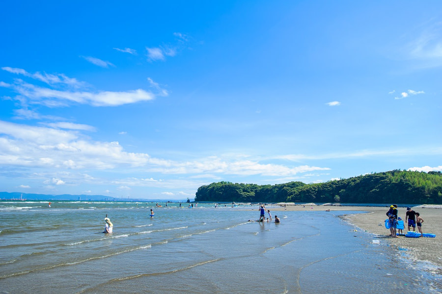 潮干狩りやシュノーケリングも楽しめる「糸ヶ浜海浜公園」 「糸ヶ浜海浜公園」