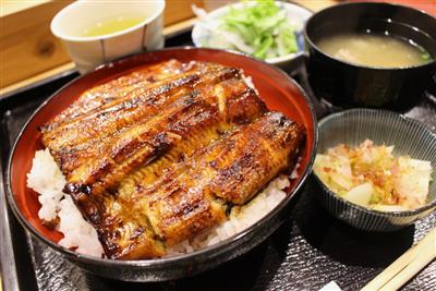 「うなぎの松重」の殿様丼