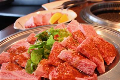 「焼肉の白川」で提供される肉