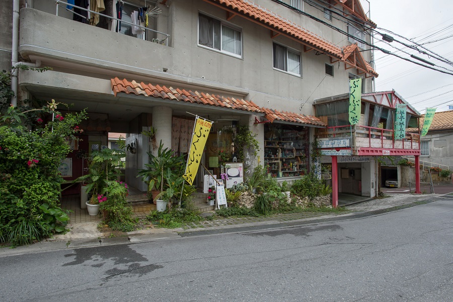 ぶくぶく茶専門店 嘉例山房（かりぃさんふぁん）の外観