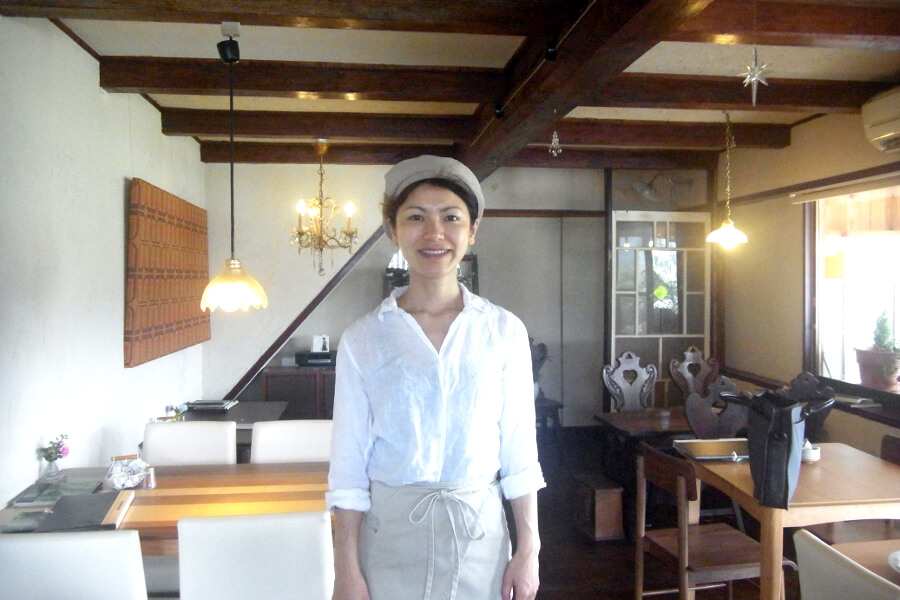 地産地消がモットーのシェフ・桒島さん