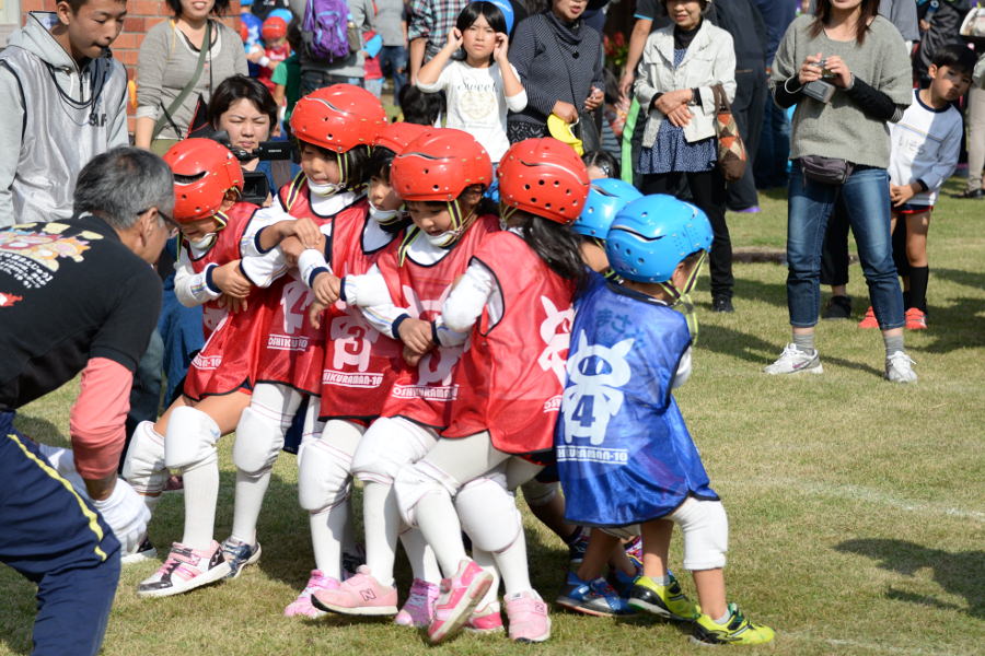 子ども達の一生懸命頑張る姿に、声援にも力が入ります