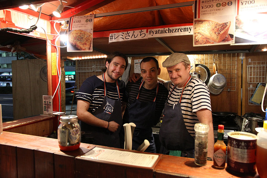 スタッフ全員がフランス人