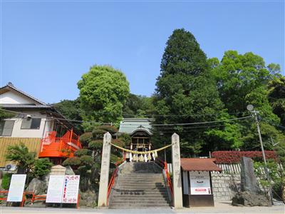 本殿は下宮。上宮は妙見山の山頂付近にあります