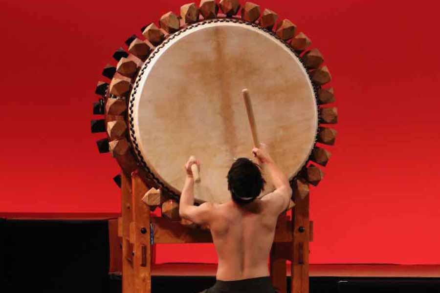 JAZZと「宇土の雨乞い大太鼓」のコラボレーション JAZZと「宇土の雨乞い大太鼓」のコラボレーション