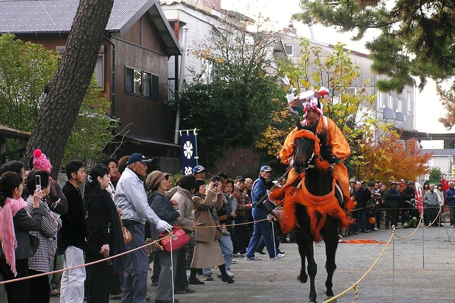 「流鏑馬」