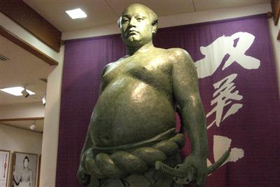 偉大な双葉山像