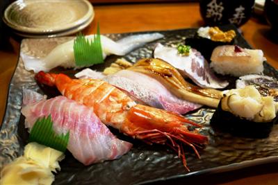 迷ったらコレ！佐伯の地魚盛合せの「おまかせセット2800円」