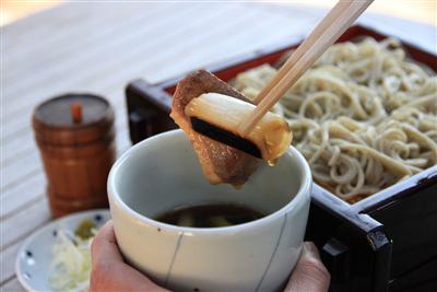 鴨とねぎの相性抜群の「鴨せいろ」