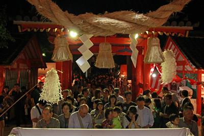 還暦や厄年を迎えた人など多くの参拝客が訪れます