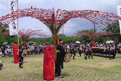 国指定重要無形民俗文化財「大村の郡三踊」の披露　黒丸踊