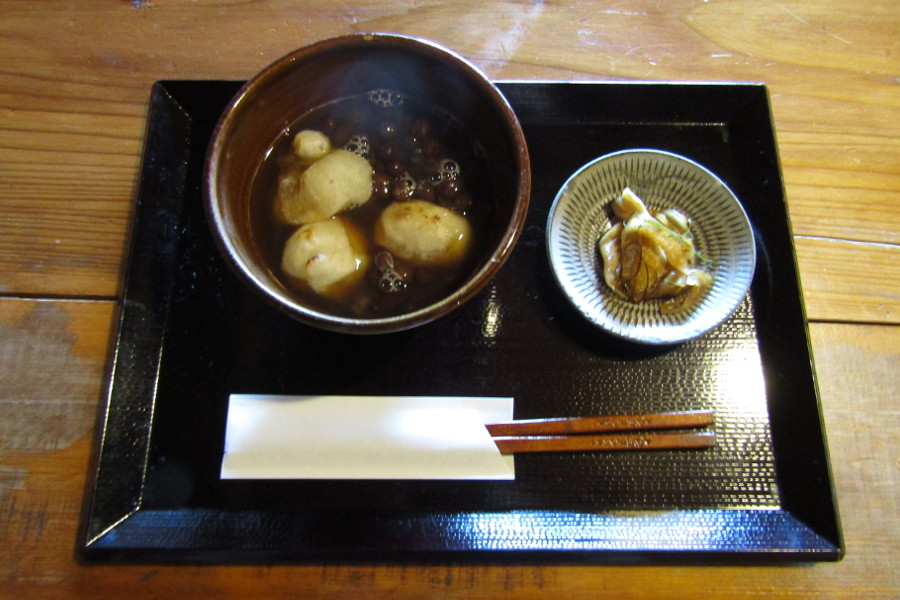 締めは甘味のぜんざいで 締めは甘味のぜんざいで