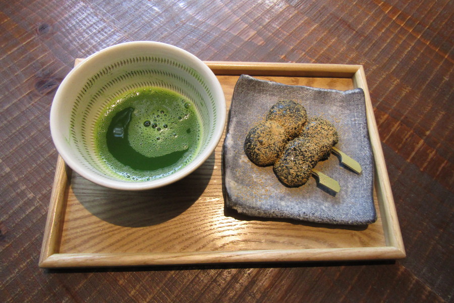 筥崎宮にまつわる物語がスイーツに 筥崎宮にまつわる物語がスイーツに