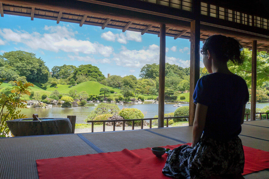 目の前に広がる美しい庭園 目の前に広がる美しい庭園