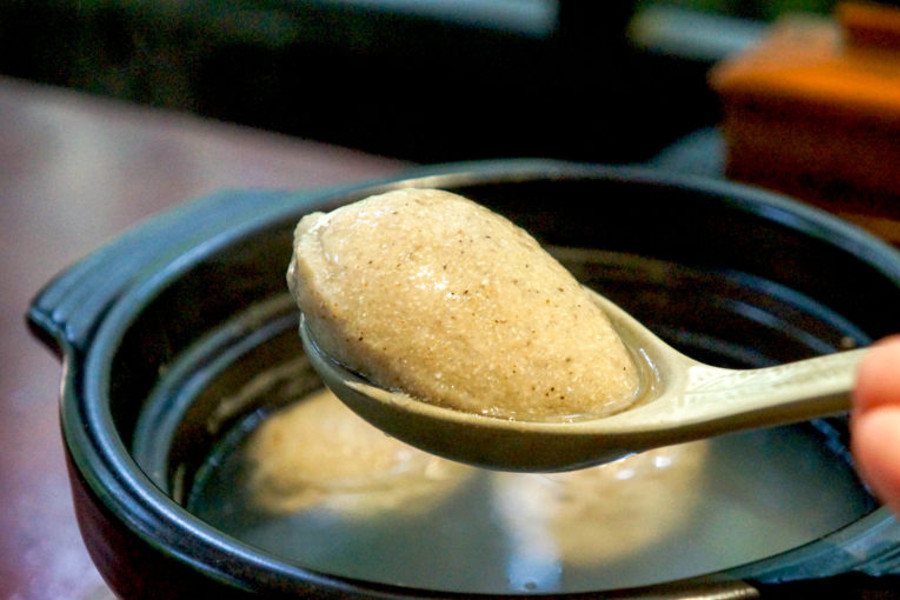 そばがき3個(600円/税込) そばがき3個(600円/税込)