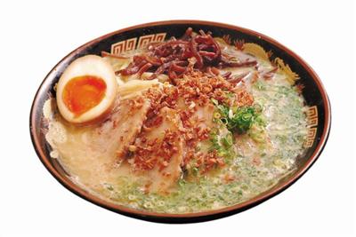 希少部位「豚トロ」を贅沢に使用した至福のラーメンです