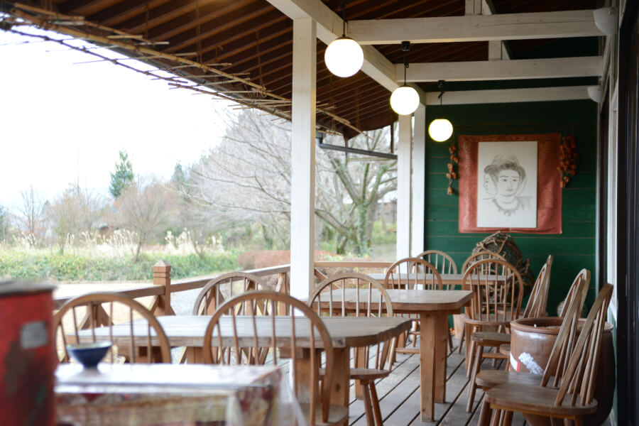 温かい日はテラスへ。阿蘇五岳を眺めながらゆったり♪ 温かい日はテラスへ。阿蘇五岳を眺めながらゆったり♪