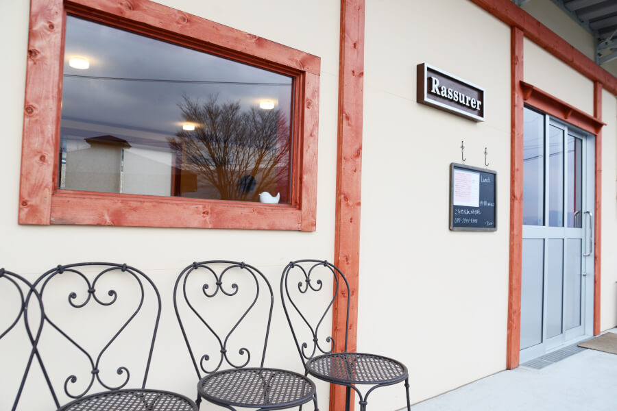 「ワイワイ楽しんで欲しい」という気持ちも込めて、カジュアルな雰囲気に カジュアルな雰囲気に