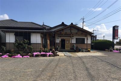 絶品のアジフライが食べられる「食事処 海道」