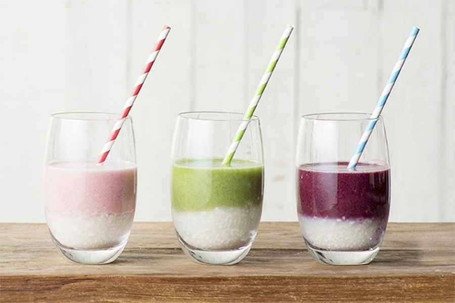北海道産「ゆめぴりか」の米こうじで造られた甘酒を野菜やフルーツにミックスした新感覚のスムージー